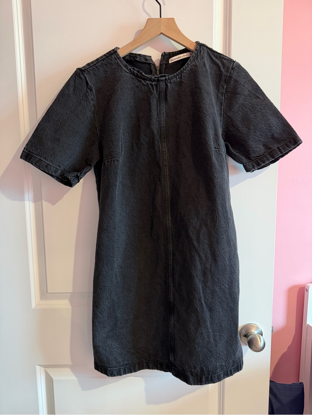 Abercrombie & Fitch Black Washed Short Sleeve Shift Dress